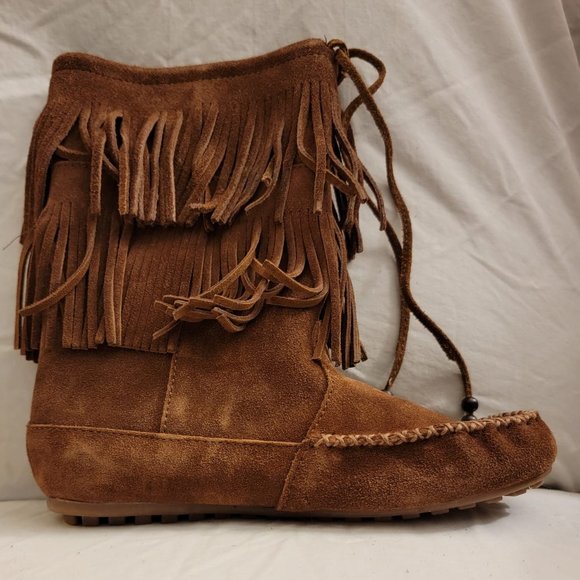 NIB Minnetonka decorah double fringe moccasin boots size 6.5 - Picture 4 of 9